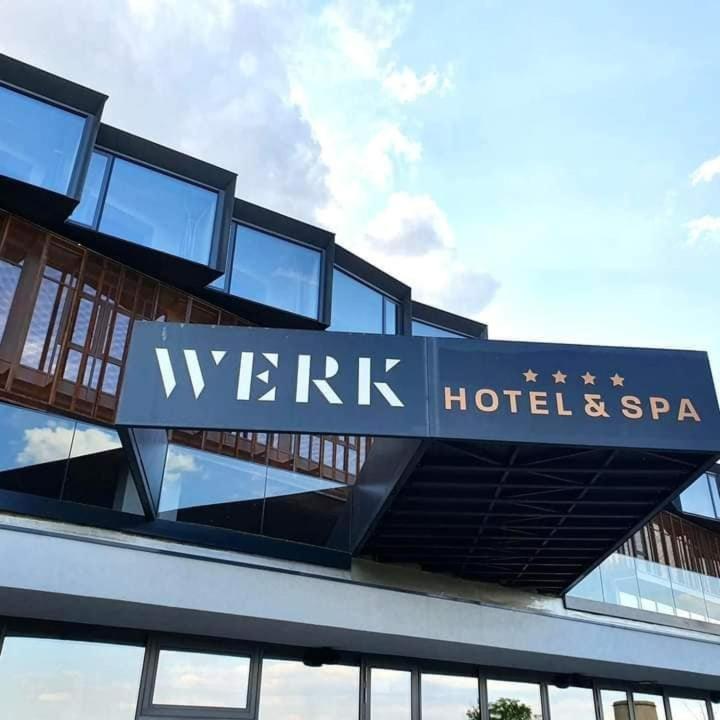 Werk Hotel & Spa ฮูเนโดอารา ภายนอก รูปภาพ